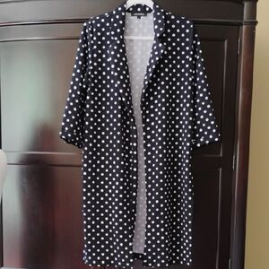 Black and White Polka Dot Lounge Robe